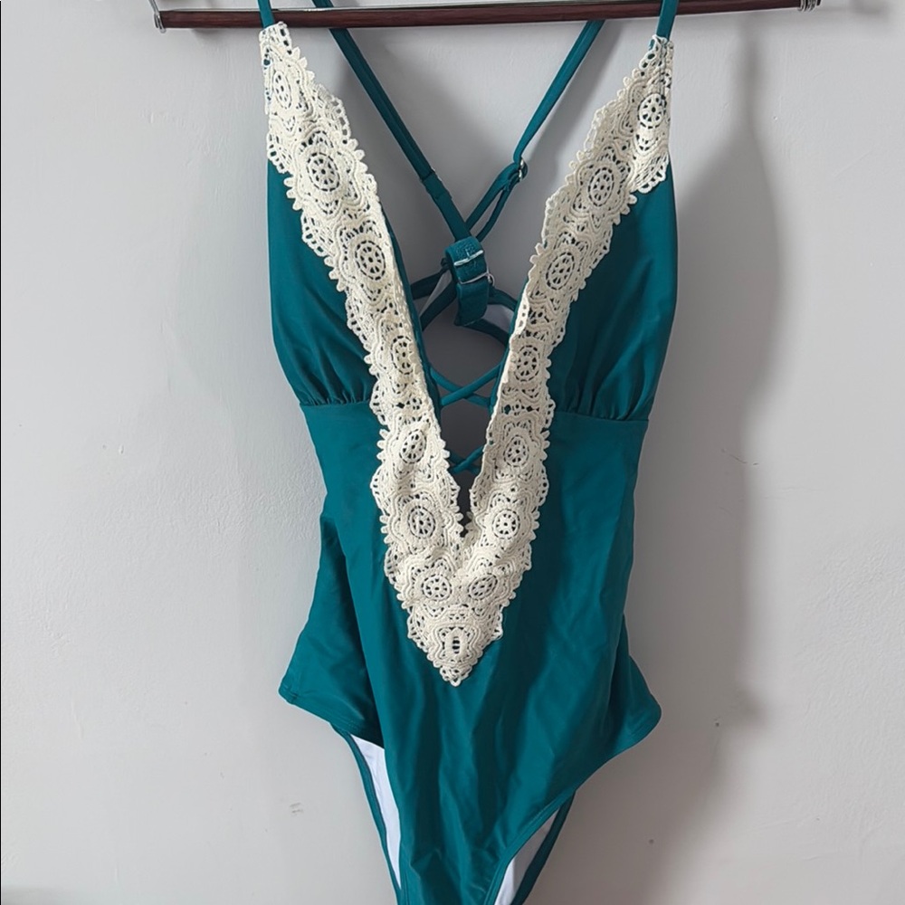 Cupshe Teal and Cream Lace Women's swim suit